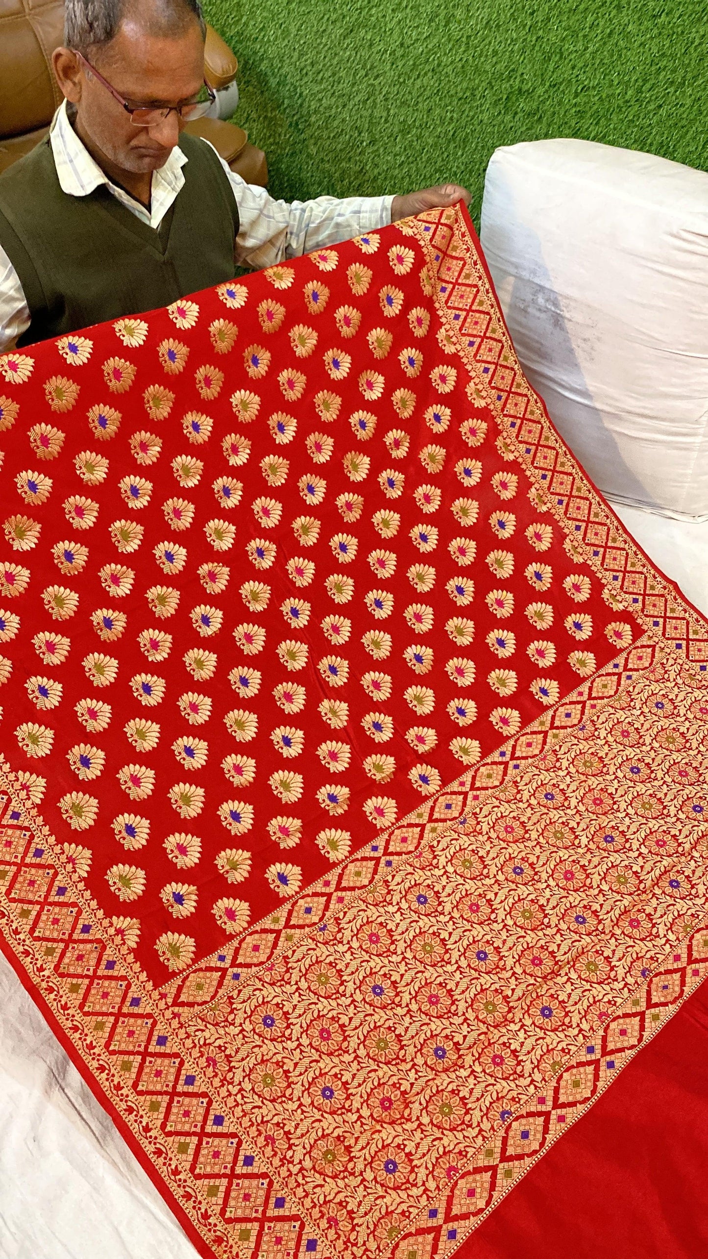 Red Banarasi Katan Soft Silk Handloom Saree by Shades Of Benares - banarasi - banarasi saree shop