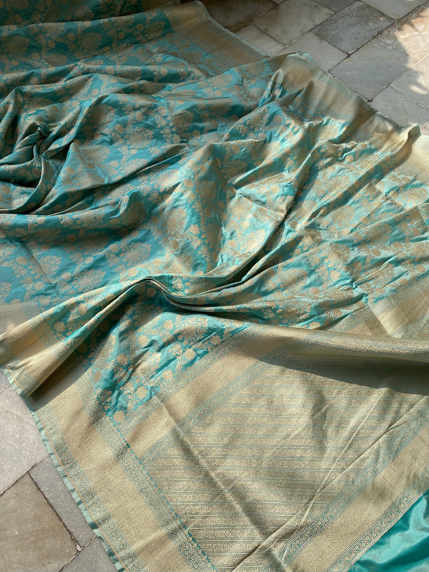 Sea Green Pure Katan Silk Handloom Banarasi Saree by Shades Of Benares - banarasi - banarasi saree shop