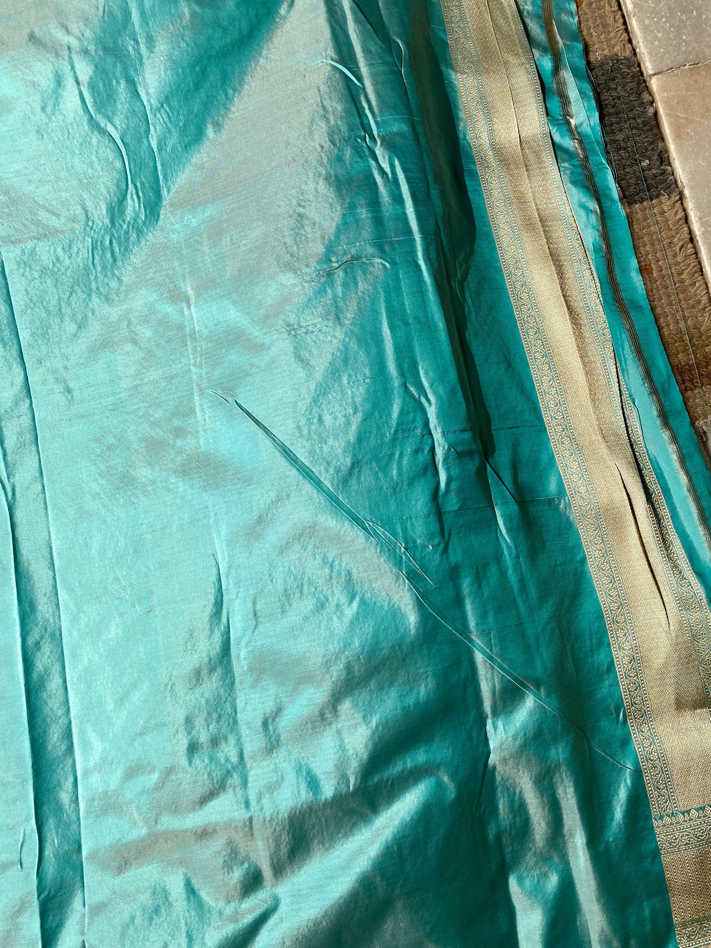 Sea Green Pure Katan Silk Handloom Banarasi Saree by Shades Of Benares - banarasi - banarasi saree shop